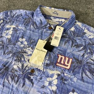 Tommy Bahama New York Giants Mens Medium Island Zone Coconut Point Shirt NWT